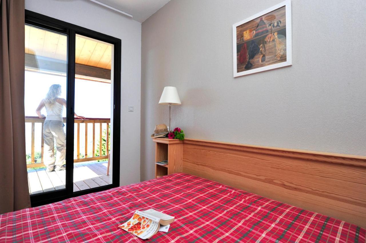 Residence Goelia Le Domaine De Castella Font-Romeu-Odeillo-Via Eksteriør billede